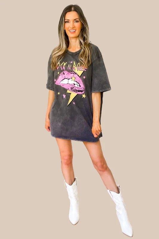 Rock N Roll Lips Oversized Graphic Tee